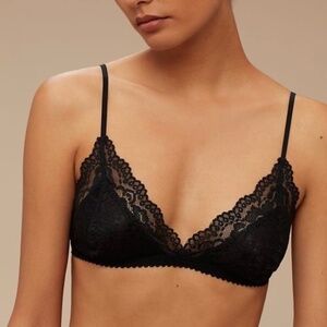 Aritzia Talula Monterey Bralette - M